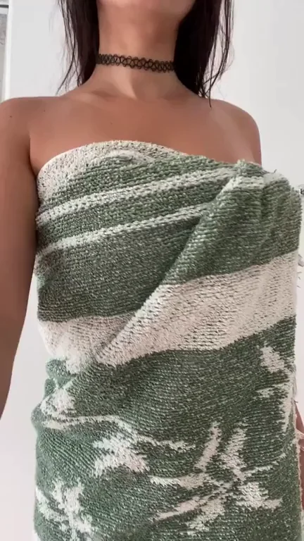 Whooops.. drooped my towel ;)