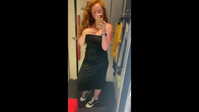 Something about being out in public without panties ? [gif]