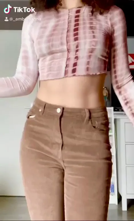 Cuter Body Steals the Show from Cute Lingerie 😍🔥