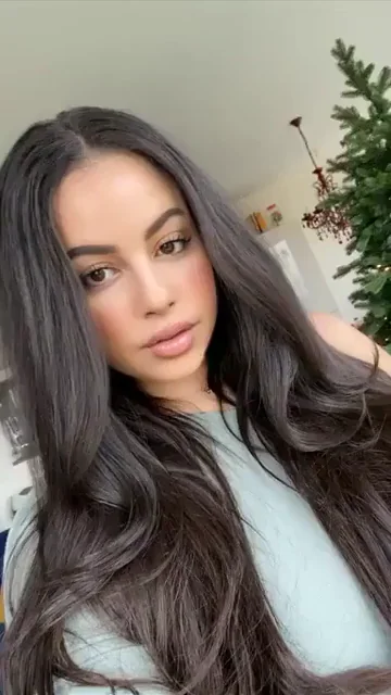 Hiding Massive Tit Bombs Under My Shirt 😈💣