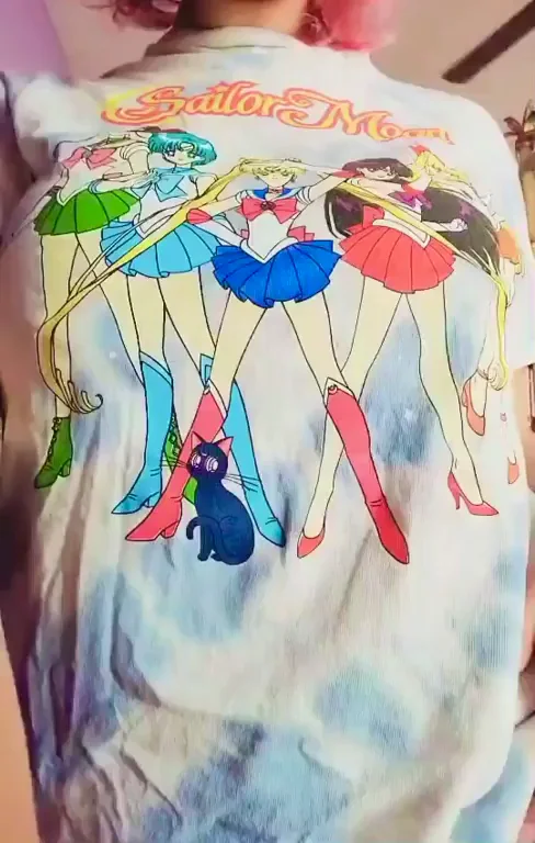 Dropping titties by moonlight, finding love by daylight!