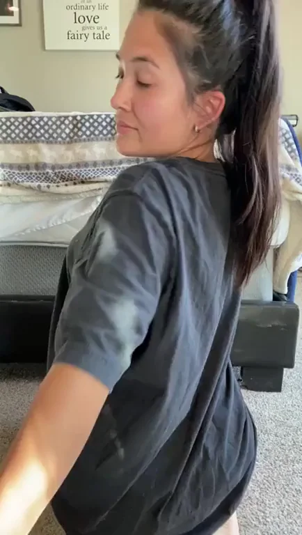 Did you hear my pussy give it a goodbye kiss when it came out?