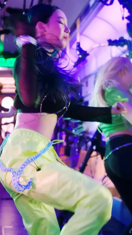 🔥 Karina's Kpop Tease: Sexy Dance & Thicc Ass Vibes 💦