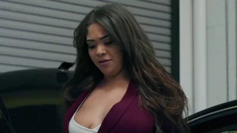 🔧 Cassidy Banks Gets Wrecked by Mechanic's Big White Cock 💦🍑