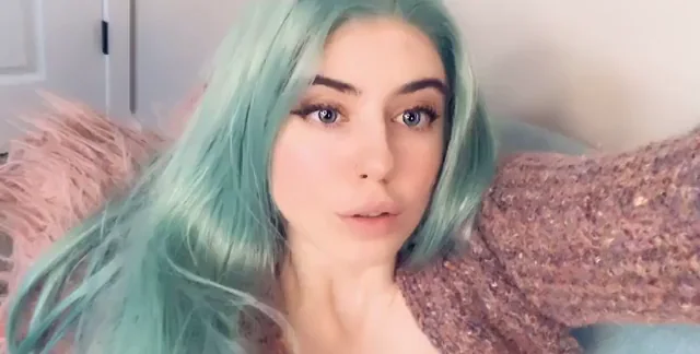 You guys liked the first video of me jilling, so here's another! Hoping to create some boners tonight