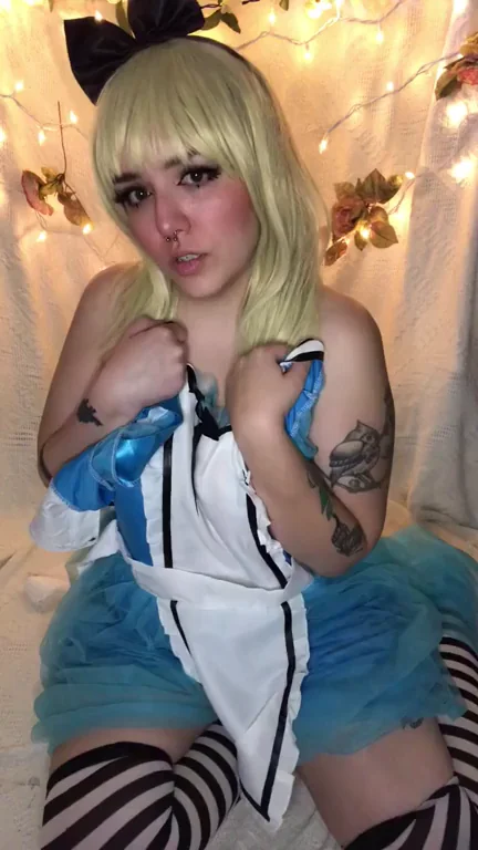Gummyghostgirl's Naughty Alice Wonderland Tease