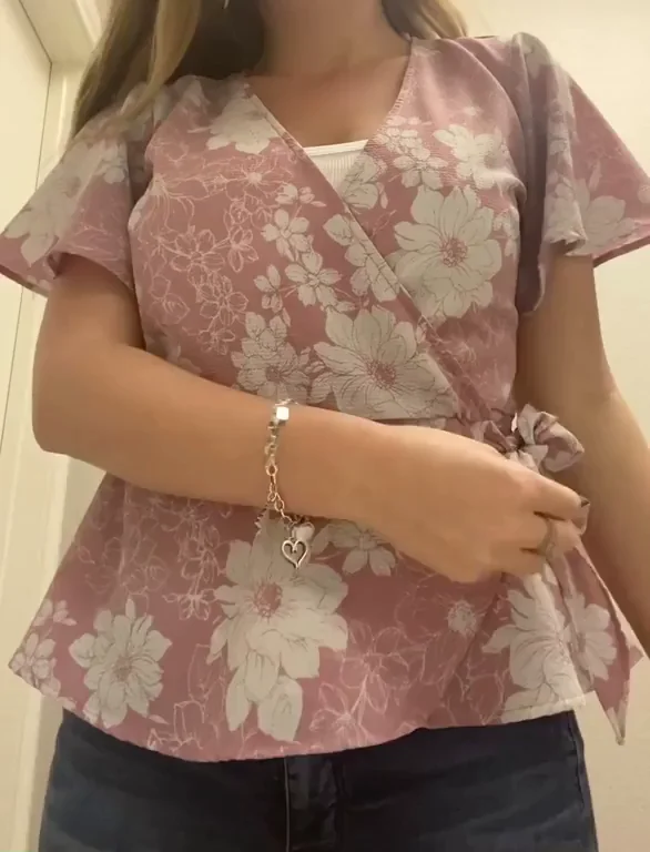Guess who didn’t wear a bra to work today ? also watch me struggle to get my shirt of(f) ????