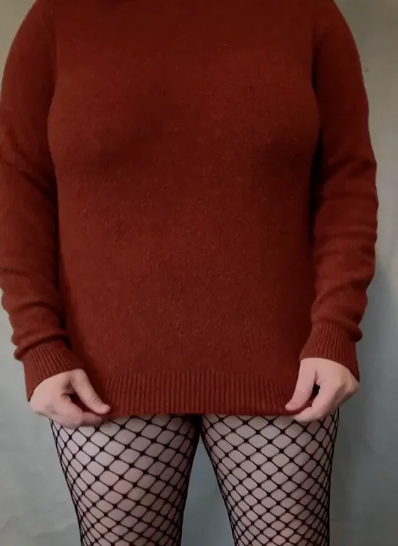 what do you think about my new outfit?? (OC DROP)