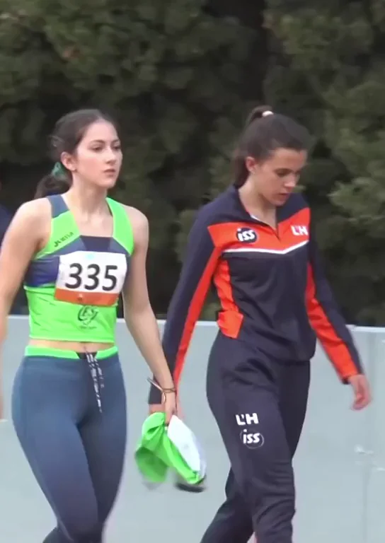🍑 Hot Ohlympic Runner's Juicy Ass Bounce 🏃‍♀️💦