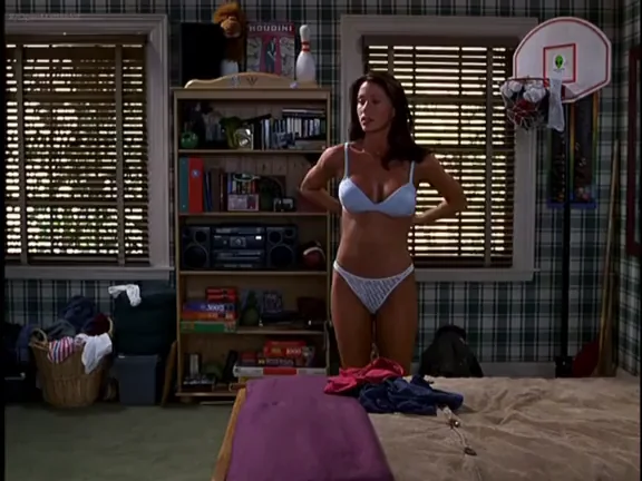 Shannon Elizabeth - American Pie (Open Matte)