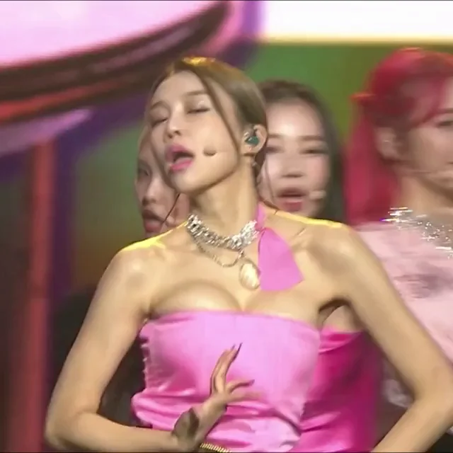 Hyebin's Massive Tits Bouncing in Shiny Pink Dress - Momoland Fap Fuel