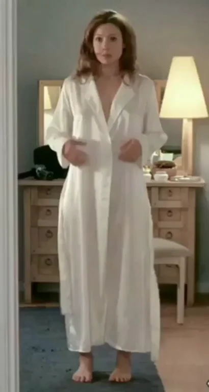 Alex Kingston
