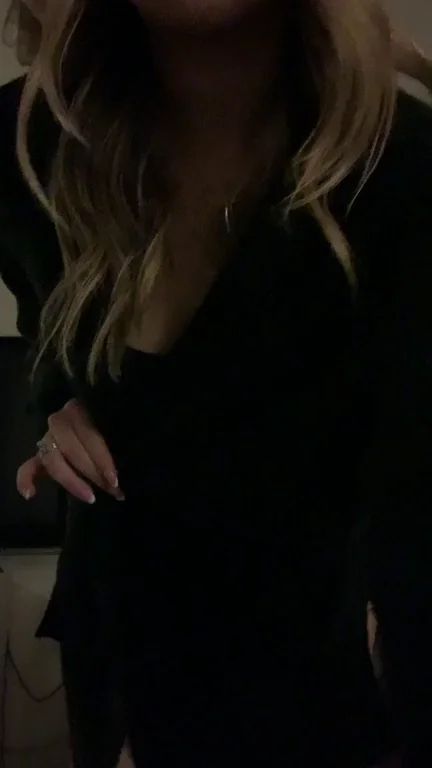 come fuck me in my parents room