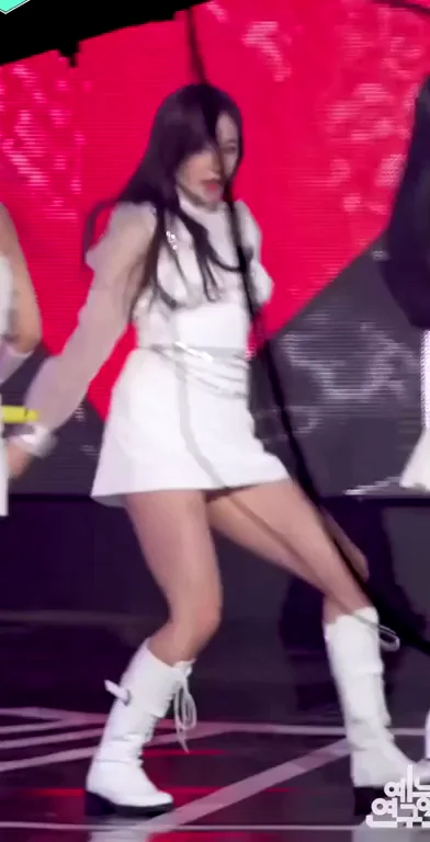 (G)I-DLE - Yuqi