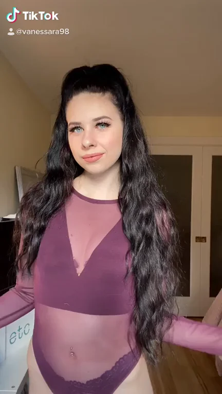 Tik tok, on the clock, can I come and suck your cock?