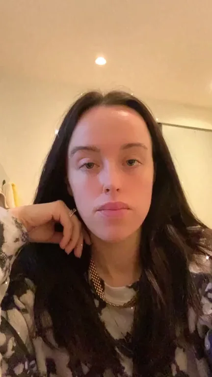 Cum Say Hi to This Sultry Slut! 💦😘 (NSFW GIF)