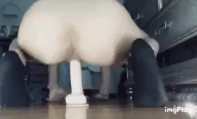 Tight Slut ?