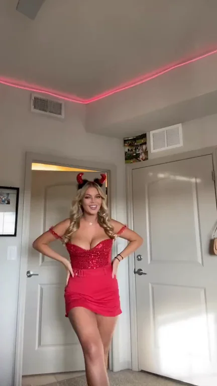 Sexy Devil Babe's Massive Boob Bounce TikTok Tease