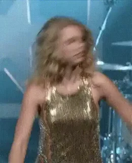 Taylor swift’s tits bounce