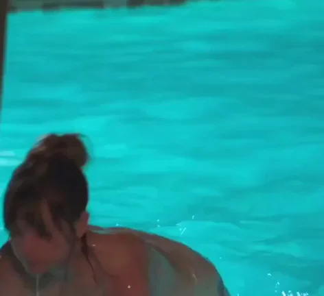 Ana de Armas' Steamy Night Clerk Pool Tease