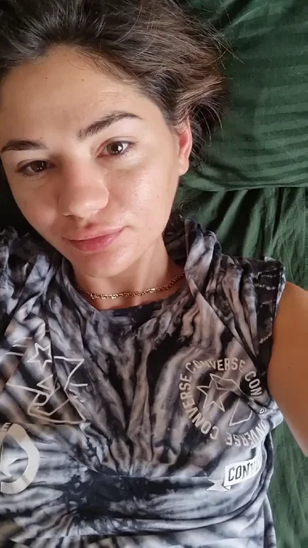 Woke Up Dripping Wet & Horny AF 😈🌊