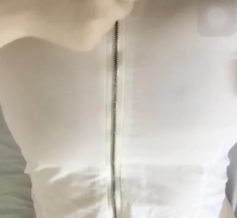 super tight top holds the melons down?? [oc]