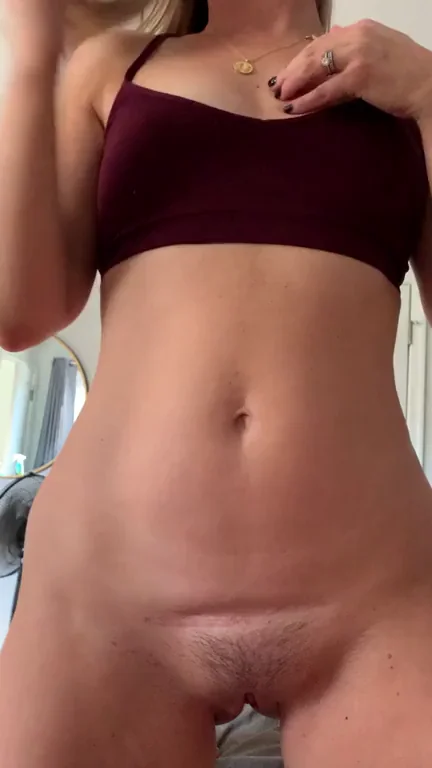 Wanna see my little milf tits? (f) 42