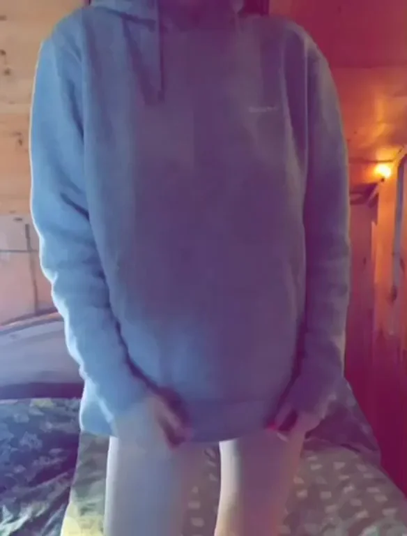 Would you fuck me raw on the first date? ?