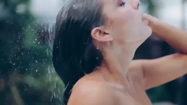 I'm fine enough with masturbating over Alyssa Arce. (GIF)