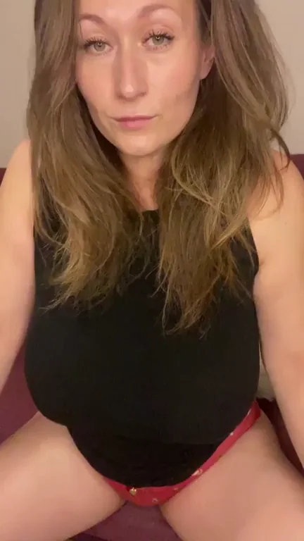 Moms tits are the best