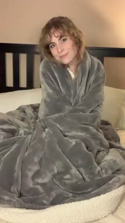 If you warm me up, maybe u can unwrap me later ?