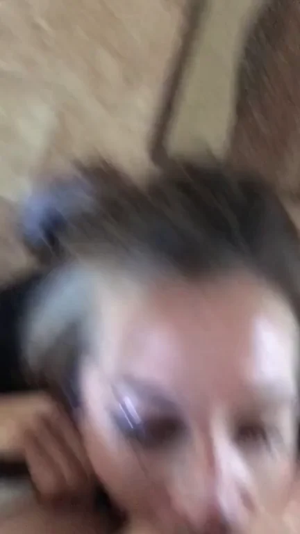 The way it just pours into her mouth ?