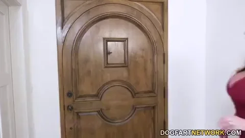 Bolt-On Bitch Begs for BBC at the Door 💦🍆🔥
