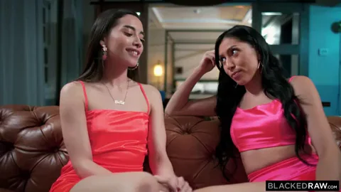 🍑 FFM Threesome: Aria Lee & Judy Jolie Got Your Back! 🔥