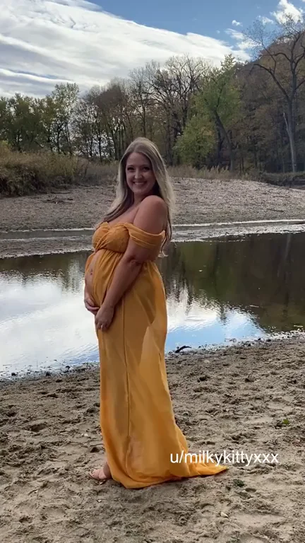 20 week photo shoot fun ? [oc]
