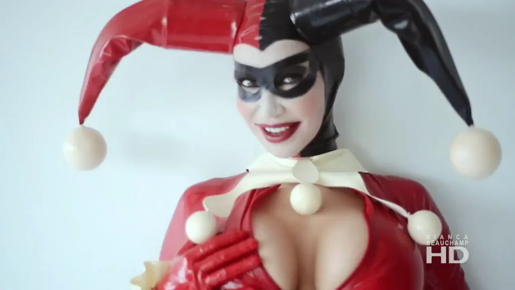 🔥 Bianca Beauchamp's Naughty Harley Quinn Tits & Ass Tease 😈🍑
