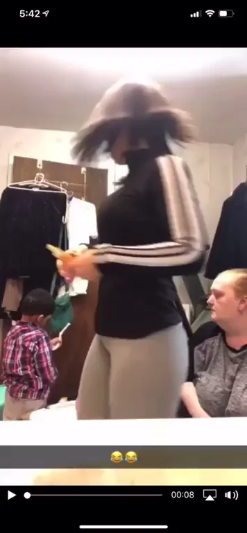 🍑 Jiggly Bubble Butt Twerk Tease 🔥