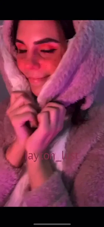 ? HER FREE Content In Comment ?