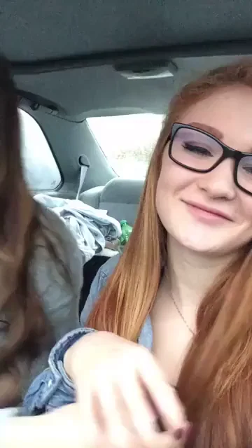 Cute Straight Girls Can No Longer Resist Each Other