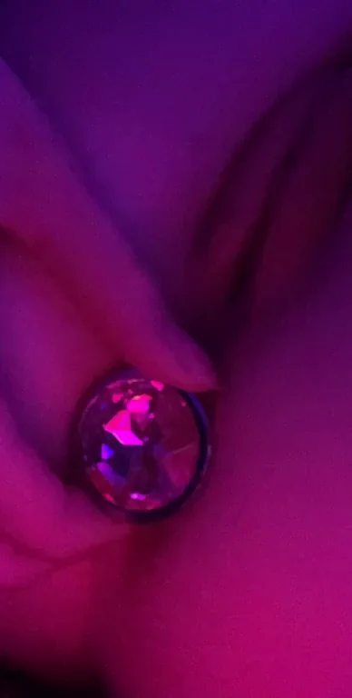 Slow Jewel Yank: Buttplug Tease Pullout