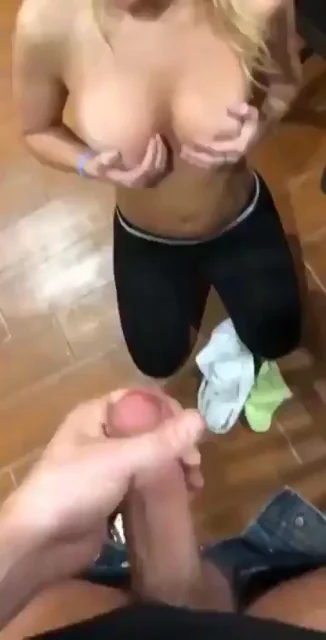 Blonde Bimbo Hates Cum 😂💦