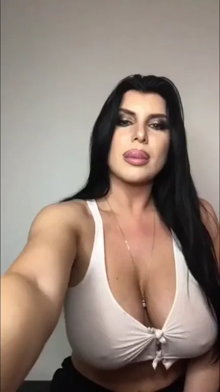 Romi Rain's Massive Tits & Pussy Tease 💦🔥