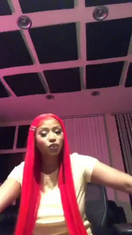 Nicki Minaj's Massive Tits Too Busty to Hide! 🔥🍈🍈