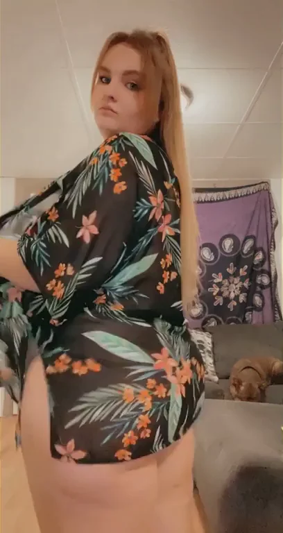 Craving a Warm Chubby Cuddle? 🍑🔥