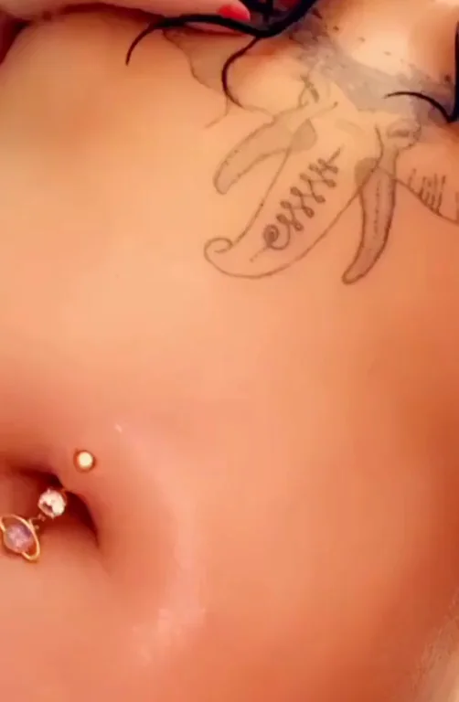 Shower Tease: GF's Inked Curves Dripping Wet