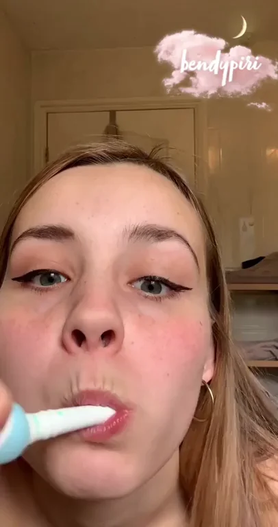F21 Slut's Silly Toothbrush Tease: Naked Bathroom Glow-Up