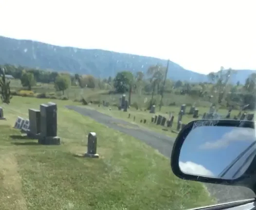 Graveyard Deepthroat Slut 👻🍆💦