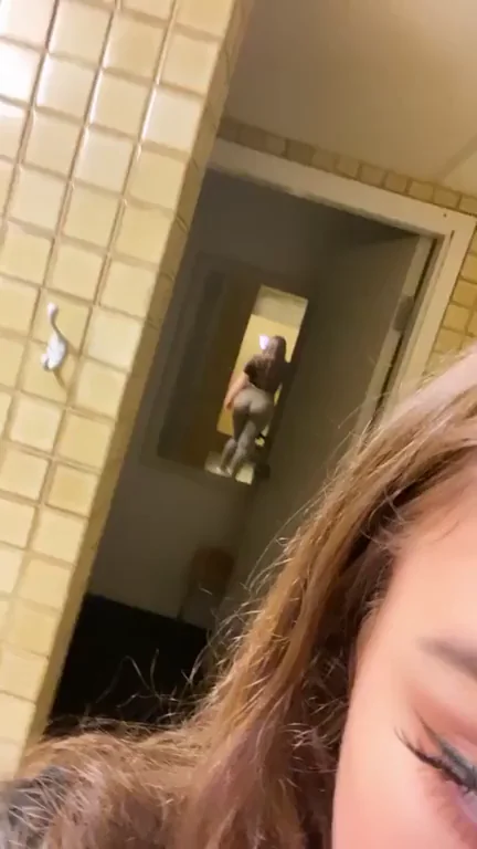 Spank My Juicy Ass Then Devour It 🍑👅