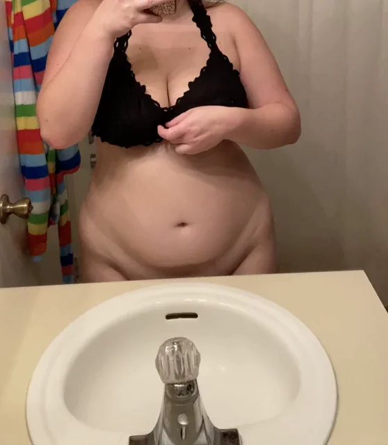 Quick Thick Titty Drop Tease (OC)