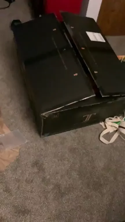 📦 Package Delivered: Epic Titty Drop Surprise! 💥🍈🍈
